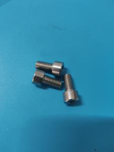 قطع غيار آلة نفخ الزجاجات والتعليب برؤوس مقعرة XGY-0449، أجزاء فولاذية مصنعة بتقنية التحكم الرقمي بالحاسوب - Product Image 2