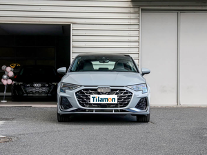 <span class=keywords><strong>Audi</strong></span> <span class=keywords><strong>A3</strong></span> Sportback <span class=keywords><strong>35</strong></span> TFSI 1.5T de haute qualité, espace de chargement 250 Nm, voiture compacte de luxe à 5 portes pour le Moyen-Orient - Product Image 3