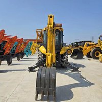 Prix direct usine – Chargeuse-pelleteuse d'occasion JCB 3CX, 7800 kg, 92 CV, godet de 0,84 m³ pour travaux de construction routière