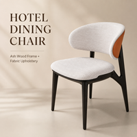 Chaise de salle à manger de luxe moderne, chaise rembourrée en bois de frêne, chaise de restaurant d'hôtel, chaise design