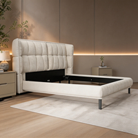 Lit capitonné moderne en velours de style italien minimaliste, lit rembourré moelleux pour chambre principale, lit de luxe en tissu