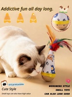 Jouet pour chat léger et portable en forme de plume, base en bois de hêtre naturel, surface en lin facile à nettoyer, jouet d'exercice pour chaton à faire courser