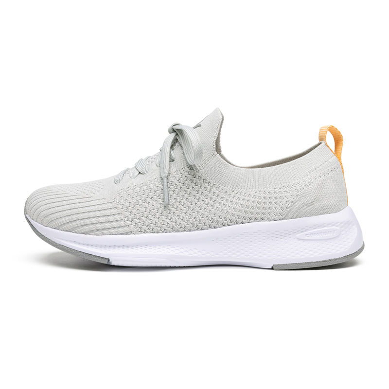 สีเทาอ่อน