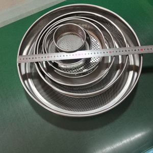 Placa de Acero con Orificios de Precisión y Anillo de Calibración para Clasificación y Molienda de Partículas Abrasivas - Product Image 1