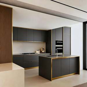 Cocina de Madera Maciza de Caoba Oscura Personalizada BALOM con Isla de Cocina en Forma de L, Fregadero y Diseño de Puerta Plana Minimalista - Product Image 4