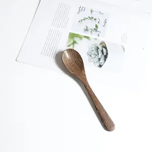 Accessori da cucina cucchiaio di legno per mescolare e cucinare cucchiaio da portata In legno con manico naturale sfuso