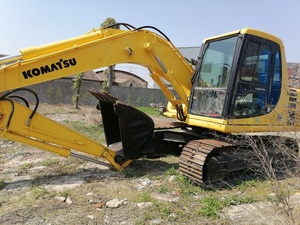 Excavadora Komatsu Avance PC120 de 12 Toneladas Usada, Máquina Hidráulica sobre Orugas con Motor Cummins y Bomba Hidráulica - Product Image 2