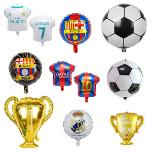 Globo de Aluminio con Forma de Trofeo para Decoración de Bar en Fiestas de Halloween con Temática de Fútbol - Product Image 4