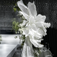 Installations artistiques extérieures et fleurs de mariage, grande décoration florale artificielle en papier blanc pour mariage extérieur