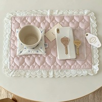 Set de table matelassé en polyester rose à pois, avec dos réversible à carreaux vichy et bordure en dentelle, pour la décoration de table à manger