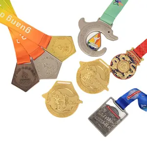 Groothandel Goedkoop Ontwerp Je Eigen Blanco Zinklegering 3d Goud Award Marathon Lopen Custom Metalen Sport Medaille