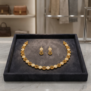 Elegante conjunto de collar de cadena con disco hueco chapado en oro y pendientes de flor con circonitas, joyería de moda minimalista para uso diario y fiestas. - Product Image 2