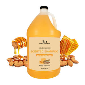 Honey & Almond Dog Shampoo Mezcla de hierbas única Los mejores ingredientes naturales hechos a mano Protege y repara la piel y el abrigo - Product Image 1