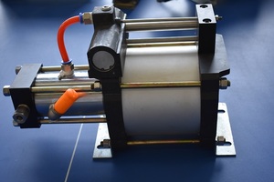 Bomba de llenado de gas CO2 y oxígeno accionada por aire, bomba de prueba neumática para cilindros de CO2 y oxígeno, estándar, 1 juego, OMA proporcional - Product Image 2