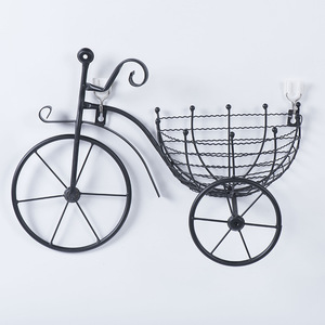 Cesta de flores montada en la pared de arte del hierro, <span class=keywords><strong>maceta</strong></span> colgante de pared de estilo de bicicleta, soporte de <span class=keywords><strong>maceta</strong></span> de hierro de Metal para jardín, fiesta de boda - Product Image 2