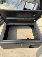 Verrou de boîte à outils de haute qualité, fourni directement par l'usine, pour pièces d'excavatrice sur chenilles 320D2 323D2 326D2 329D2 336D2, en bois
