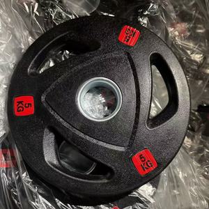 Disques de <span class=keywords><strong>musculation</strong></span> à trois poignées en <span class=keywords><strong>fonte</strong></span> noire 2,5-25 kg, disques de barre à trois poignées avec 3 poignées, plaques recouvertes de caoutchouc - Product Image 6