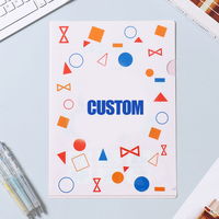 Impresión personalizada A4 Plástico Pp Pvc Suministros de oficina Archivo en forma de L transparente Carpeta de documentos transparente con bolsillo frontal