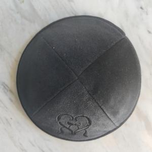 Kipá de terciopelo personalizado, regalos de boda judíos étnicos, Bar Mitzvah, Kipot del judaísmo con logotipo bordado, <span class=keywords><strong>sombrero</strong></span> Yarmulke <span class=keywords><strong>Kipa</strong></span> Yarmulka - Product Image 3