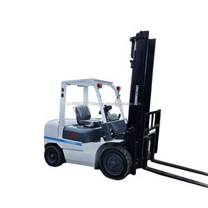 Chariot élévateur à fourche à contrepoids à moteur thermique d'occasion TCM XCF30KT 3 tonnes, petit tonnage, d'origine japonaise, pour les industries de détail - Product Image 1