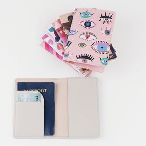 Cartera de Viaje Vintage con Logotipo Personalizado, Bloqueo RFID, Porta Pasaportes con Cierre Magnético, Funda de Cuero PU Impermeable para Familia - Product Image 1