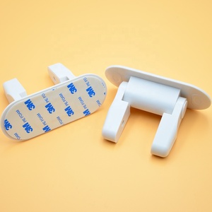 Trava de Segurança para Portas, Previne Abertura por Crianças, ABS com Adesivo, Fácil Instalação, Sem Necessidade de Ferramentas - Product Image 2