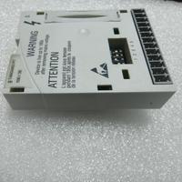 Módulo de Accesorios VFD E82ZAFSC100, Interfaz para la Serie Vector 8200, Automatización CNC, Expansión VFD, Módulo de Actualización VFD, Opción de Accesorio