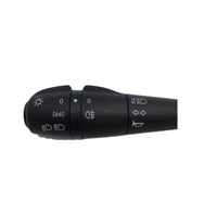 Direksiyon kolonu otomatik araba gösterge ışığı boynuz kombinasyonu anahtarı 8201167988 RENAULT Dacia Logan Mk2 2012-2019 için