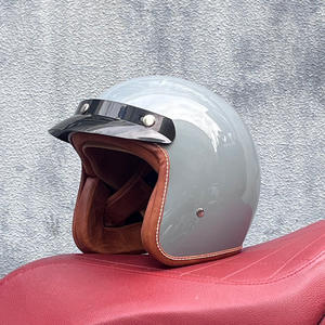 Casque Vintage pour Homme et Femme Certifié 3C Moto Électrique 3/4 Quatre Saisons Personnalité Universelle Couple Demi Casque - Product Image 3