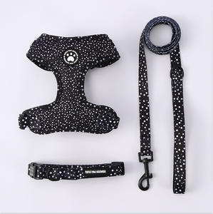 Arnés para Perro Ajustable y Ecológico con Estampado Floral de Leopardo, Cierre de Botones, con <span class=keywords><strong>Collar</strong></span> y Correa a Juego para Pasear - Product Image 4