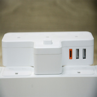 Prise murale électrique sans fil à 3 ports USB et 2 prises de sortie, prise UK, courant nominal 13A, ignifuge PC IP41, vente chaude directe usine
