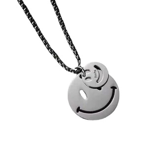 Collana di moda da uomo in acciaio inossidabile di fascia alta con ciondolo cubano accessori a catena per clavicole con catena di lusso leggero - Product Image 5