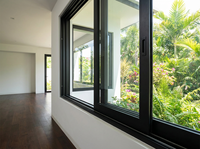 Aluminium-Schiebefenster mit Zugluftschutz, EPDM-Wetterdichtung, integriertem Abtropfsystem, Feuchtigkeitsbarriere, gehärtetem Glas und Regenschutzdesign