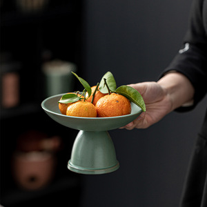 Plato de cerámica para frutas con pedestal, redondo, de color sólido, estilo retro, con soporte para fiestas y cenas. - Product Image 2