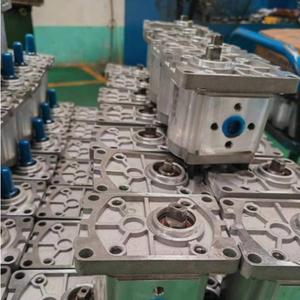 Pompe à engrenages CBT-F532 CBT-F563 CBT-F525 CBT-F580 CBT-F550 Pompe à huile hydraulique - Product Image 4