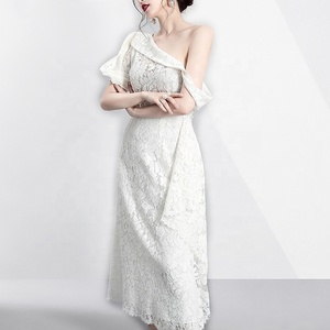 Último otoño señoras vestidos de noche de <span class=keywords><strong>un</strong></span> hombro blanco <span class=keywords><strong>elegante</strong></span> largo Maxi vestido de encaje - Product Image 1