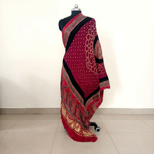 Burgundy Crinkled Silk Dupatta with Gold Border Elegant Traditional Indian Pakistani Women <b>Wedding</b> Party Diwali Wear - Product Image 1