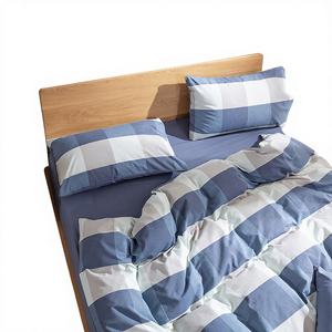 Parure de lit en coton hypoallergénique à motif géométrique, style européen-américain, 300 fils/cm², pour lit King Size, avec taies d'oreiller et jupe de lit de mariage - Product Image 1