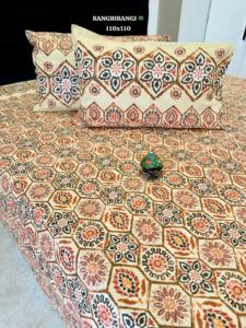 Blue Bagh Print Cotton <b>Flat</b> Bed Sheet Set 300TC Printed Bedding Set With 2 <b>Pillow</b> Covers for Home - Product Image 2