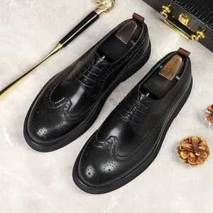 Zapatos de cuero clásicos, versátiles, casuales y cómodos, ligeros, con suela gruesa, acabado brillante, ideales para entornos de negocios. - Product Image 6