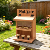 Mangeoire à noix pour écureuils en bois avec perchoirs, station d'alimentation pour animaux sauvages en plein air pour jardin, cour et terrasse