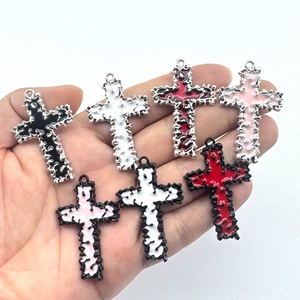 Accesorios de Bisutería DIY para Halloween: Dije de Cruz Negra con Efecto Goteo de Aceite en Aleación para Pendientes, Pulseras y Collares - Product Image 1