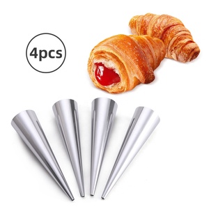 Klaxon à pâtisserie <span class=keywords><strong>en</strong></span> forme de croissant et d'arc-<span class=keywords><strong>en</strong></span>-ciel, créateur à pizza, pour des douceurs, tubes <span class=keywords><strong>en</strong></span> métal, moulage à crème, 4 pièces - Product Image 3