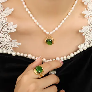 AIZL Palace Style High Sense Ins Style Natural Freshwater Pearl Necklace Emerald Zircon Pendant Pearl Chain Necklace