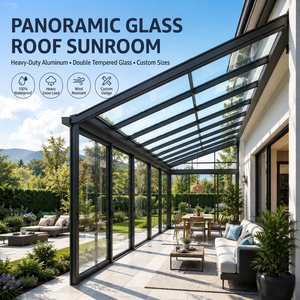 Veranda Moderna Panoramica in Alluminio e Vetro con Grandi Pannelli di Vetro per Estensione di Giardini e Patii - Product Image 1