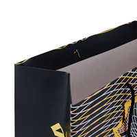 Sacs en papier d'emballage pour vêtements de shopping européens biodégradables recyclables, sacs cadeaux de luxe avec votre propre logo pour les petites entreprises