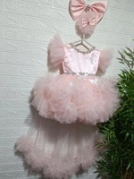 Robes de demoiselle d'honneur, robes de petite fille à paillettes et bouffantes, robes de communion, robes de concours, robes de fête d'anniversaire, robes de bal en tulle