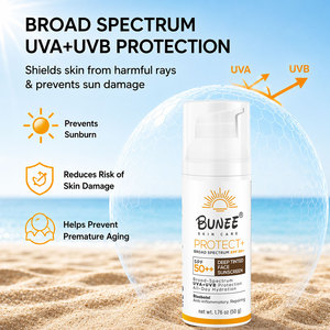 ODM ไบรท์เทนนิ่ง ซันสกรีน SPF 50 PA++++ รีเฟรชชิ่ง กันเหงื่อ เนื้อบางเบา เมคอัพสำหรับผู้ชาย ผลิตภัณฑ์ดูแลผิวจากเกาหลี - Product Image 1