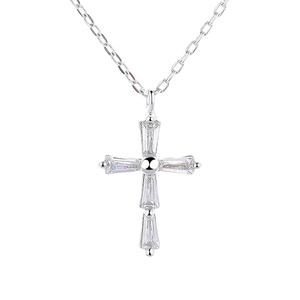 925 Sterling Silber Vergoldete Kubische Zirkonia Zierliche Kreuz-Anhänger Halskette Trendige Elegante Glänzende Unisex Drittanbieter-Zertifizierte Schmuckstücke - Product Image 1