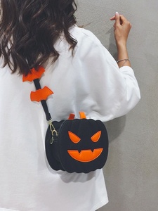 Sac à bandoulière/bandoulière croisée pour femme en PU avec fermeture éclair, motif citrouille d'Halloween, amusant et personnalisé, doublure en polyester, nouveau design de niche 2026 - Product Image 2